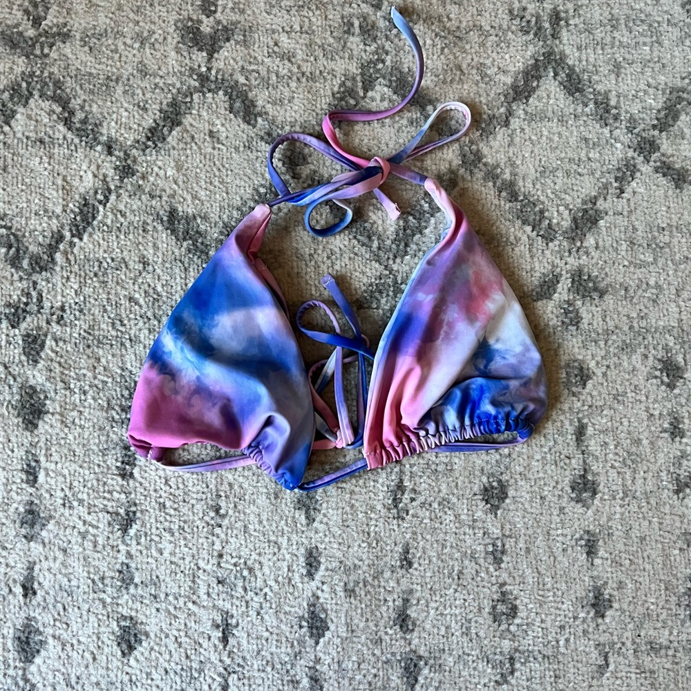 Shein tie die bikini top 👙